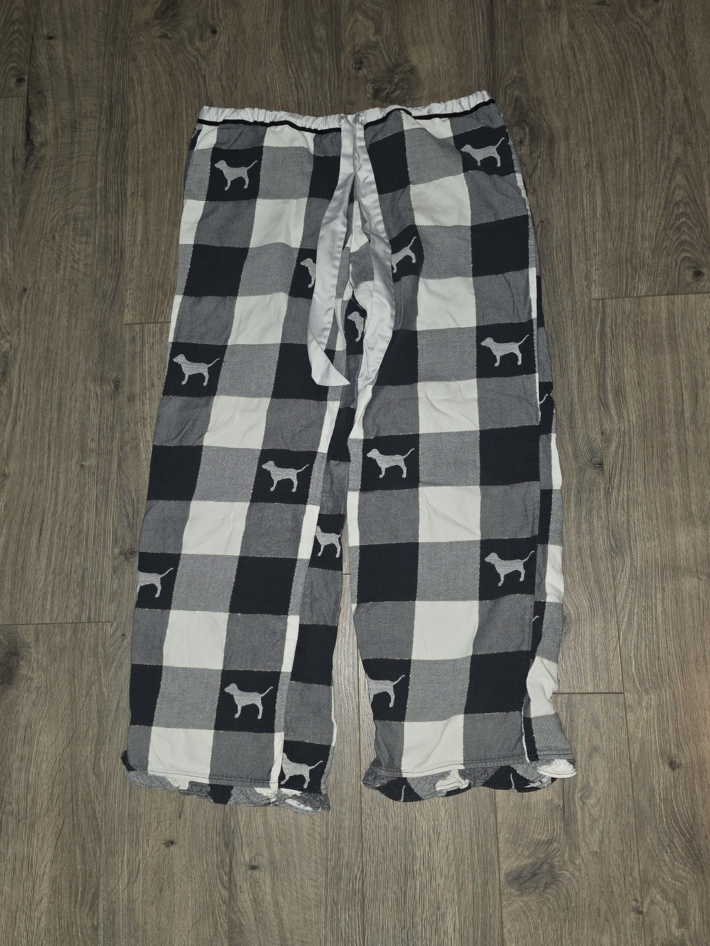 PINK Victoria's Secret Black & White Plaid Dog Print Pajama Pants